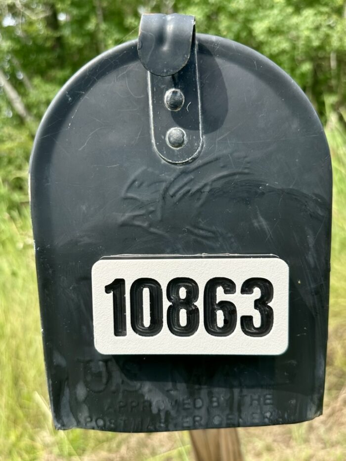 Small House Address Sign / Mailbox House Number Sign, Glows In Dark At Night, Rectangle Design